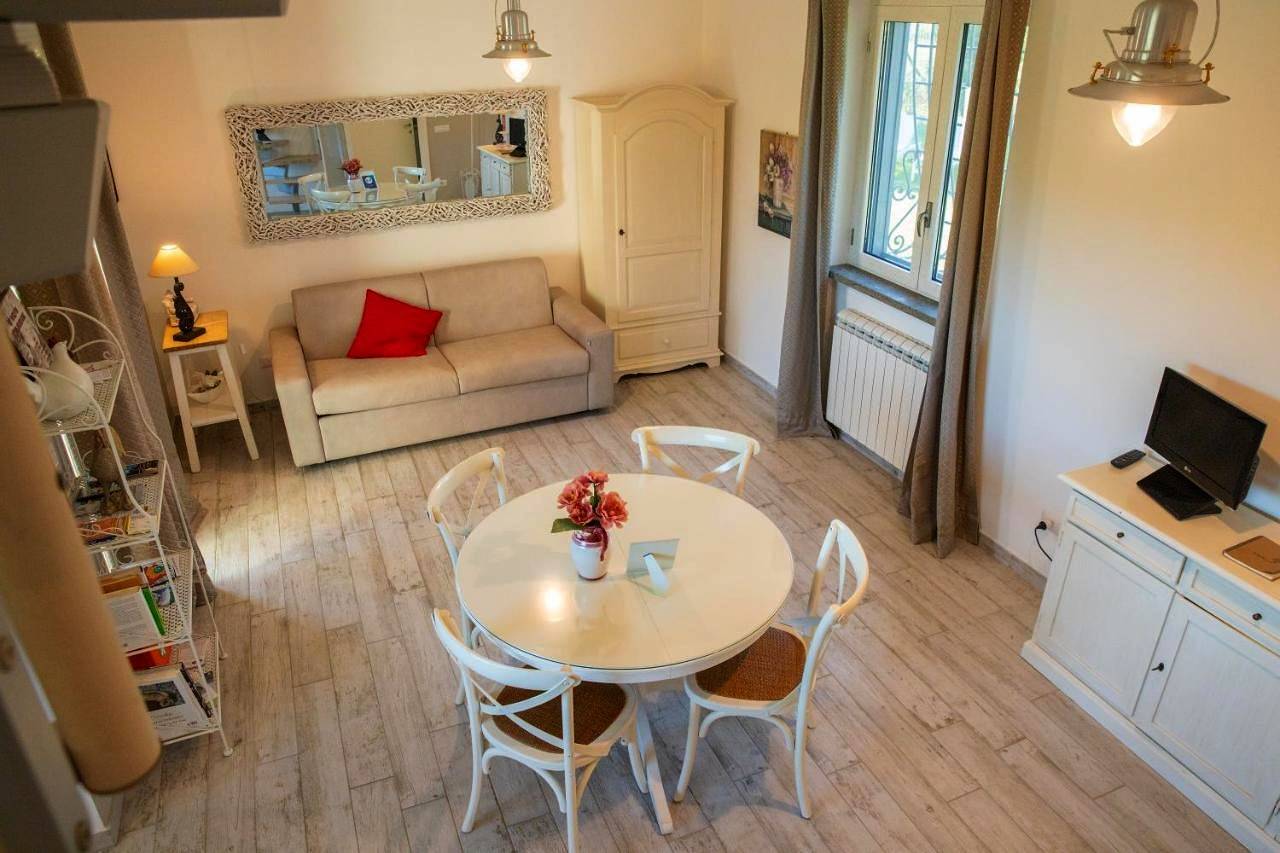 Villa with Garden View in Bracciano, Lago di Bracciano