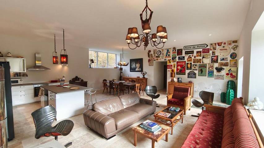 Location de vacances pour 12 personnes, avec Terrasse ainsi que Jardin et Vue dans Lac de Chamboux