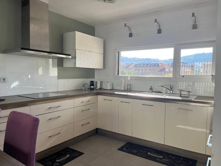 Gîte pour 4 personnes, avec terrasse dans Bowling Acropolis Nice - 4