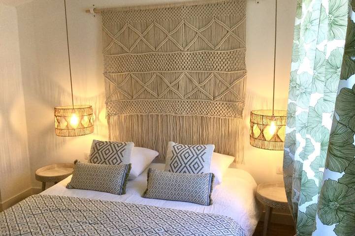 Location de vacances pour 6 personnes, avec terrasse ainsi que jacuzzi et jardin à Octon - 3