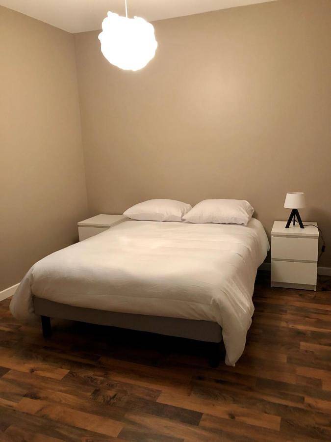 Appartement entier, Three-Bedroom Apartment in Cusset, Région de Vichy