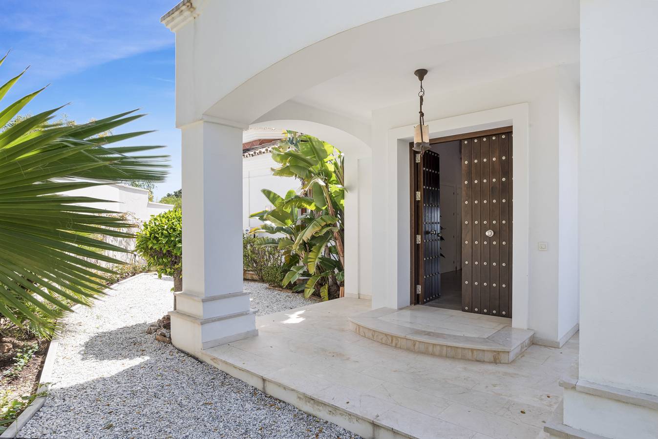Villa Buena Vista in Marbella East, Marbella