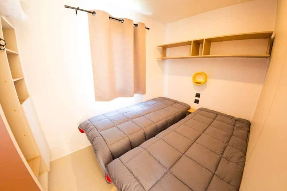 Camping 3 étoiles - Piscine  - ccaiiah in Labeaume, Ardèche