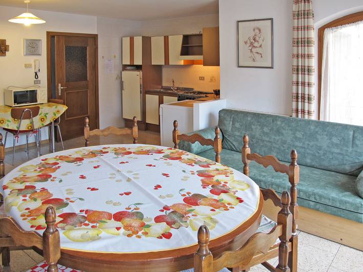 Holiday apartment for 8 people, with balcony - 1