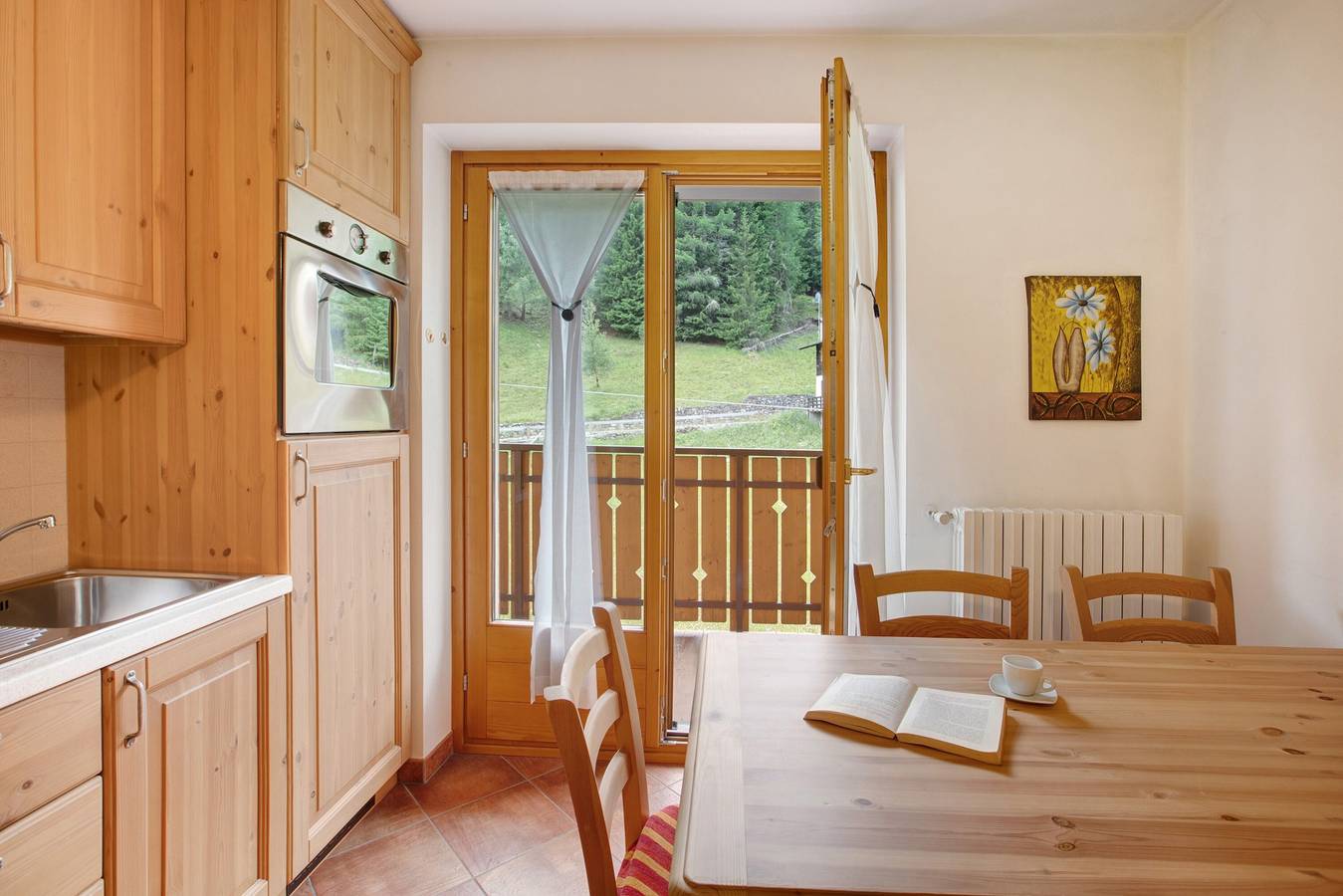 Appartamento intero, Appartamento 'Casa Michela Trilocale 7' con vista sulle montagne, terrazza condivisa e Wi-Fi in Santa Caterina Valfurva, Valfurva