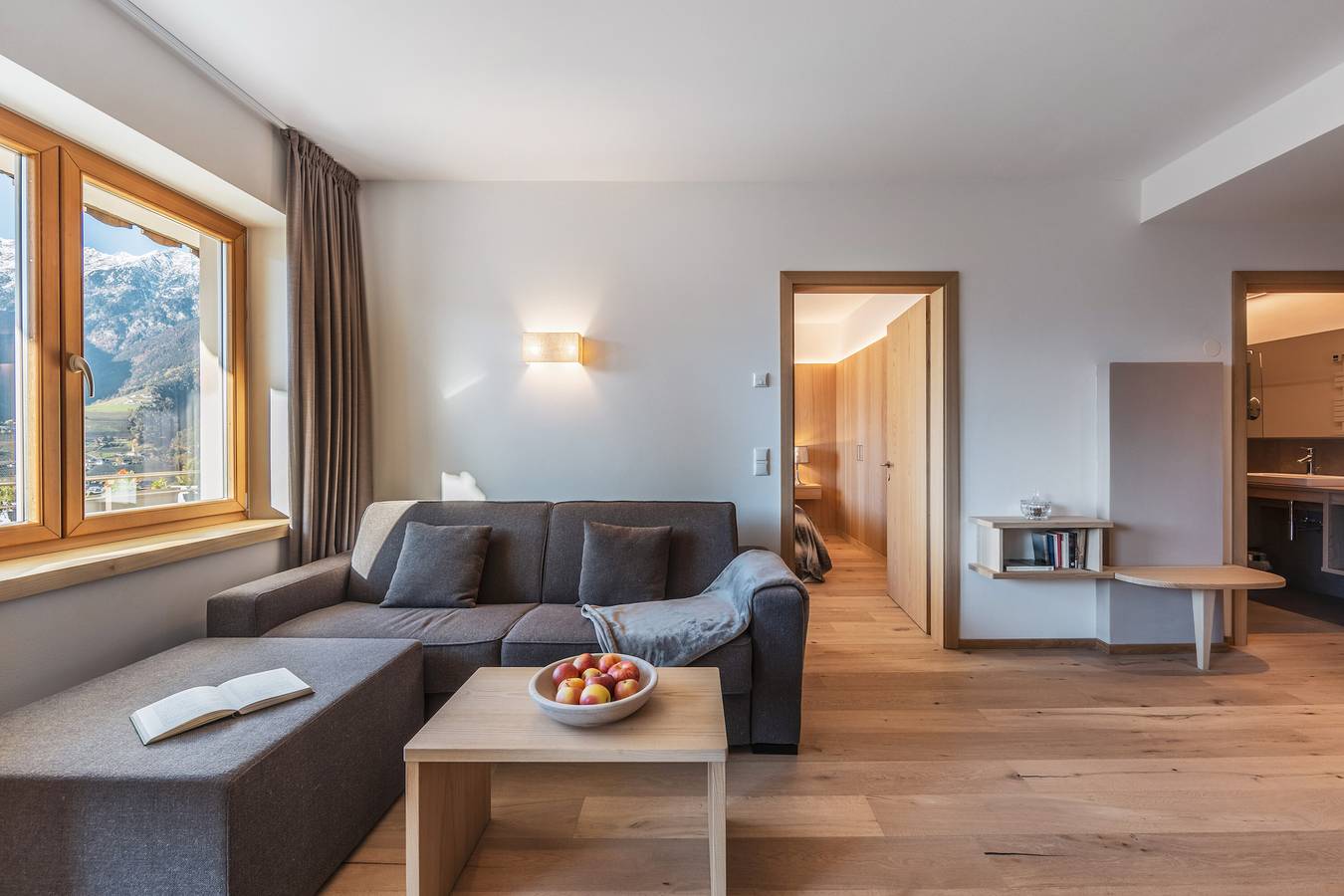 Entire apartment, Holiday Apartment "Charming Frida Residence Dornsberg" with Mountain View & Indoor Pool in St. Georgen (Schenna), Schenna