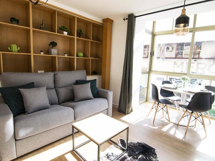 Holiday apartment for 3 people, with terrace in Málaga Central District