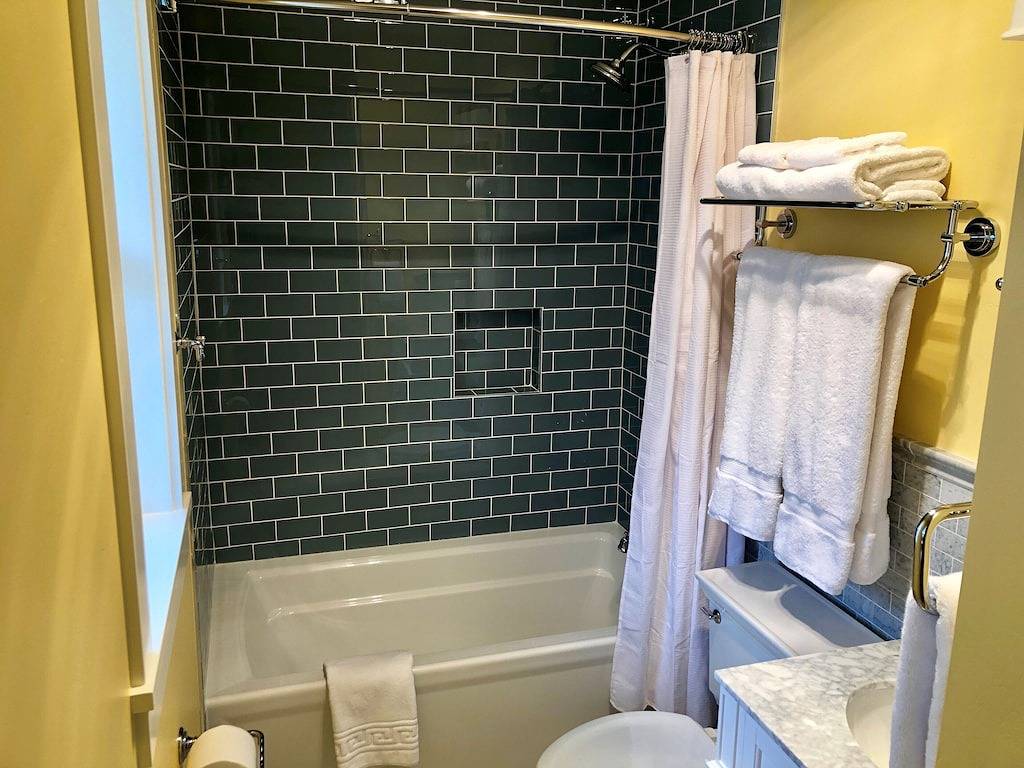 Luxusunterkünfte im 1920er Bungalow in der Innenstadt von Provo in Provo, Utah Lake