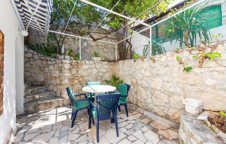 Ferienwohnung für 2 Personen, mit Terrasse, mit Haustier in Split-Dalmatien - 2