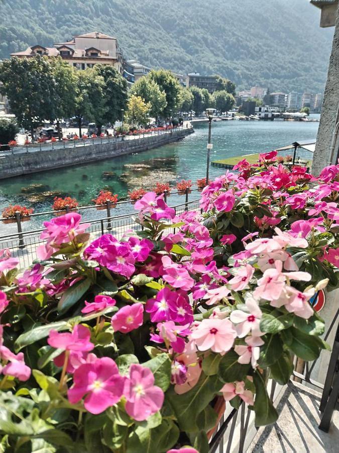 Ferienwohnung für 4 Personen, mit Balkon und Seeblick sowie Ausblick