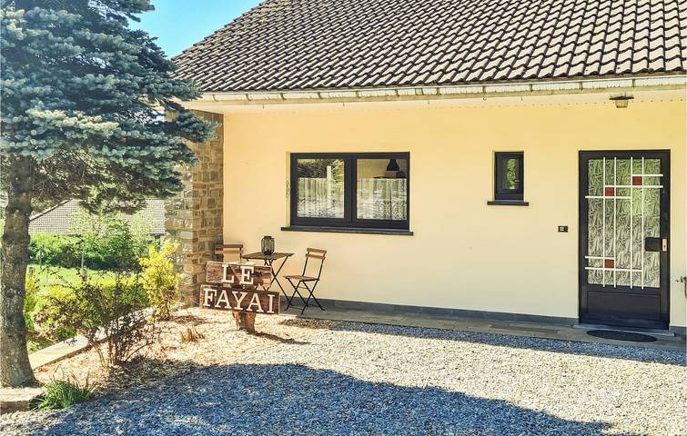 Ferienhaus für 8 Personen, mit Terrasse und Garten