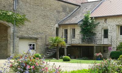 Chambre d’hôte pour 5 personnes, avec jardin à Chaux (Côte-d'Or)