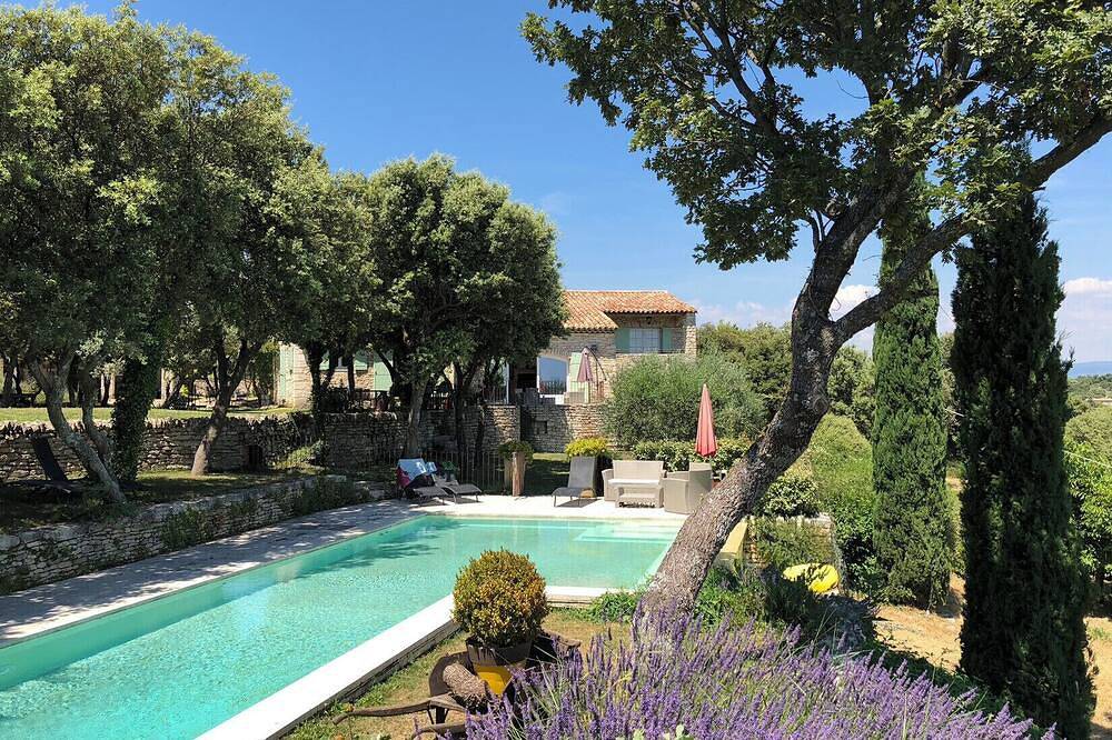 Stone farmhouse with exceptional view of the Grand Luberon 4 * tourist office in Bonnieux, Parque natural regional del Luberon