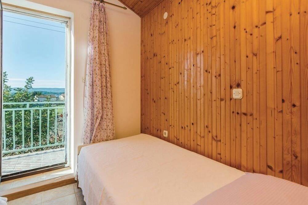 Geweldig huis Adriatische Zee 1e verdieping in Općina Sveti Filip i Jakov, Zadar