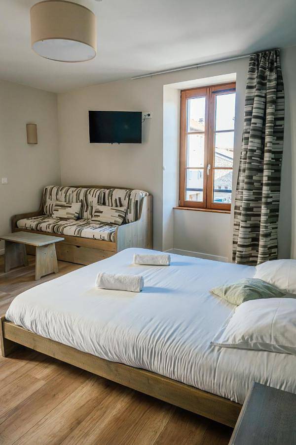 Hôtel pour 2 personnes, avec terrasse, animaux acceptés à Saint-Antoine-l'Abbaye - 3