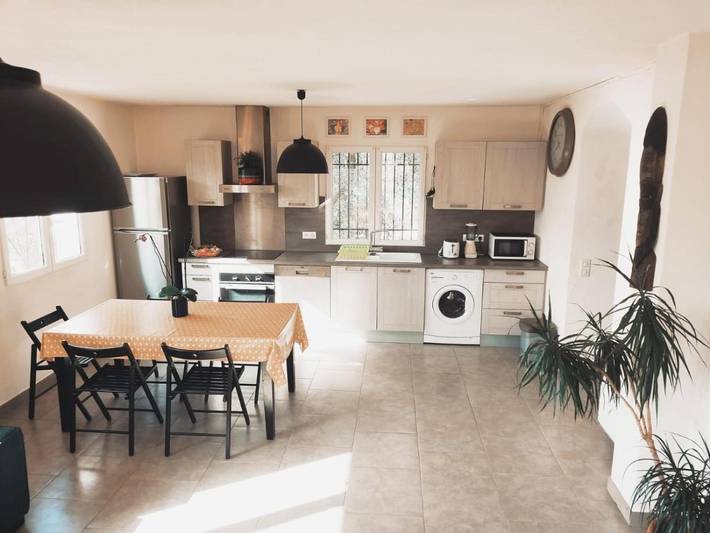 Location de vacances pour 4 personnes, avec terrasse et vue à Contes - 4