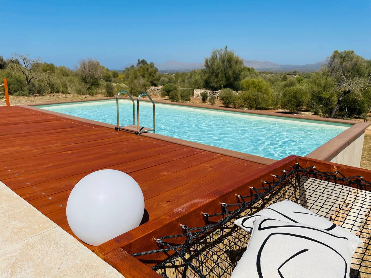 Maison rurale 'Punyetes' avec vue montagne, piscine privée et Wi-Fi in Santa Margalida, Majorque du Nord