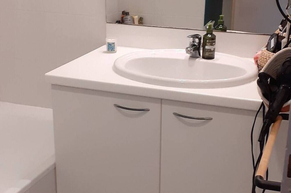 Entire apartment, Cosymontblanc apartment in residence with swimming pool, between lakes and mountains. in Nangy, Saint-Julien-en-Genevois region