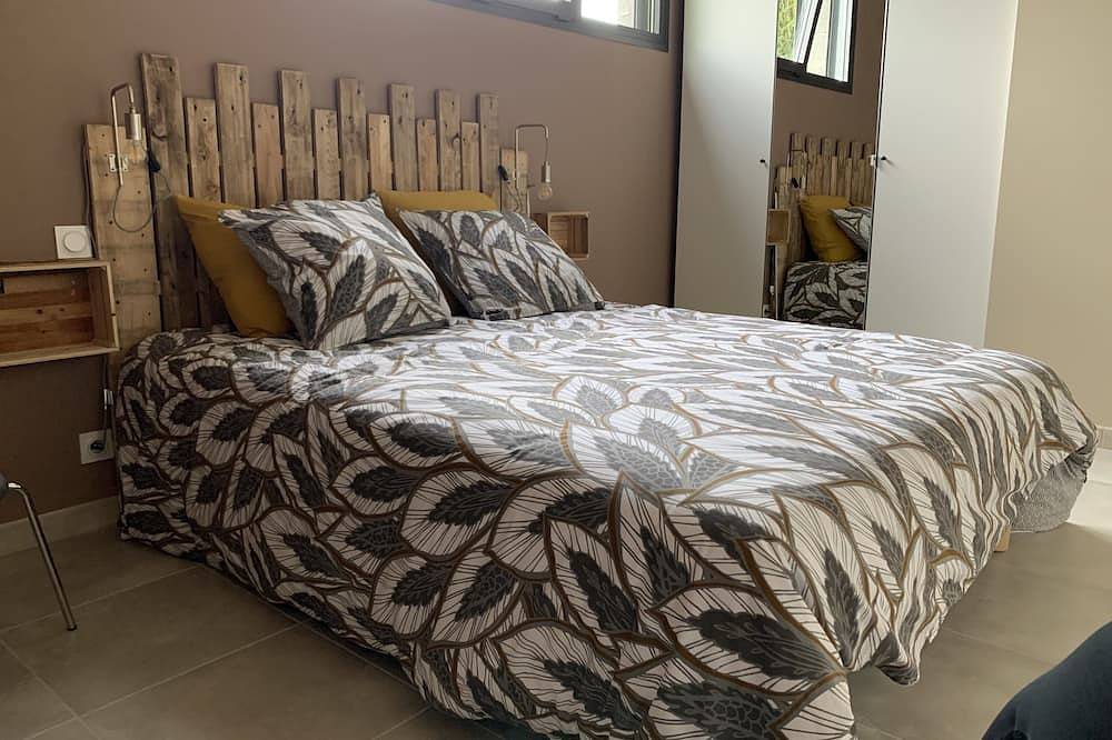 Appartement entier, Need to recharge your batteries \"The Atelier under the spell\" in Saint-Pantaléon-de-Larche, Région de Brive-la-Gaillarde