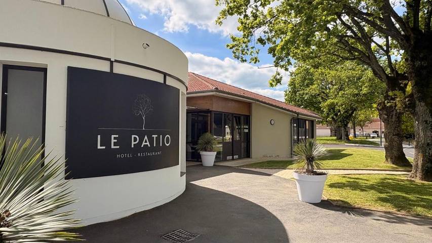 Hôtel pour 2 personnes, avec terrasse et jardin dans Beaupréau-en-Mauges