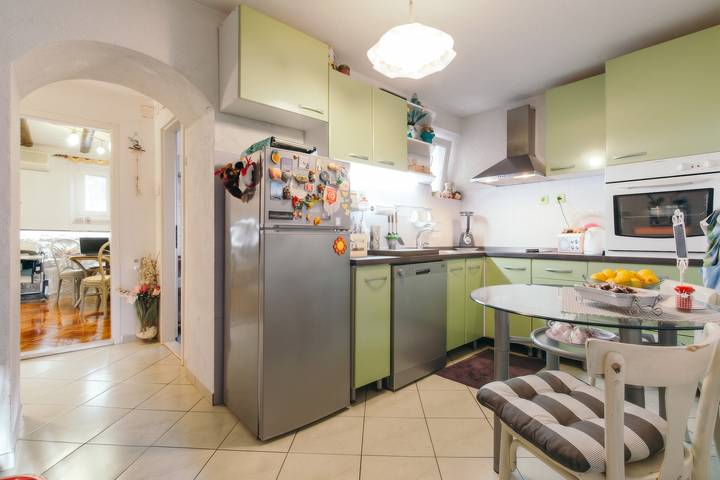 Apartamento entero, Moderno Apartamento en el Corazón de Split con Jardín Privado in Split, Condado de Split-Dalmacia