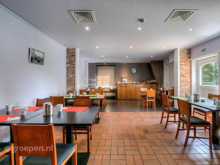 Group accommodation Zelzate in Zelzate, Provincia de Flandes Oriental