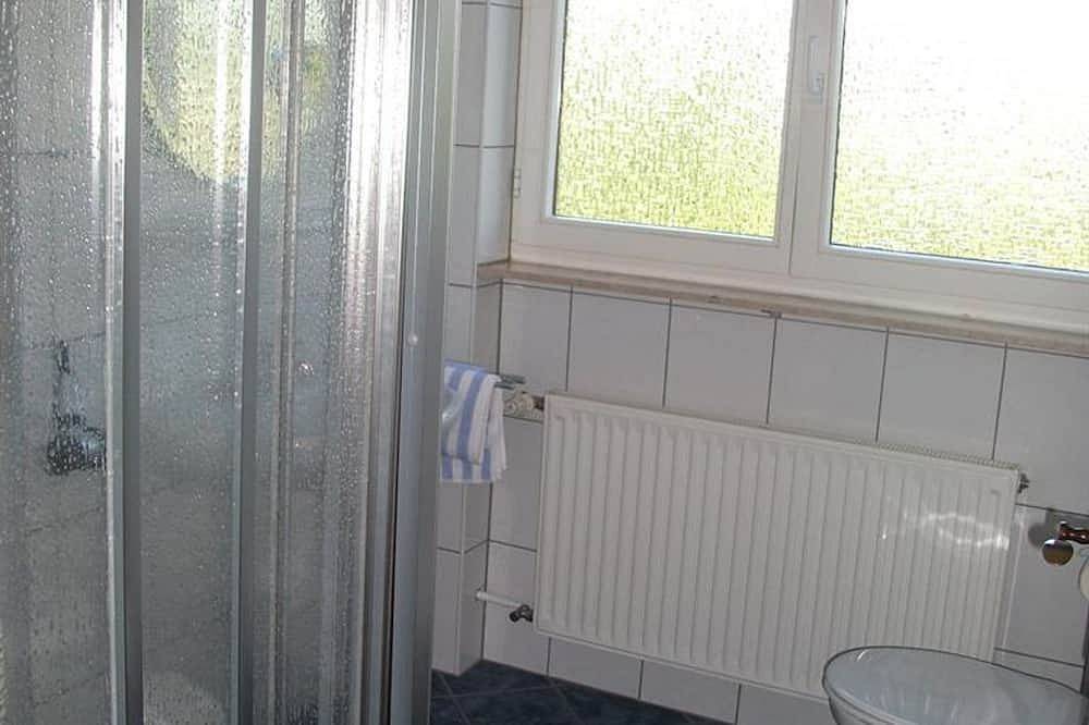 Chambre d'hôtes douche / Wc, Marienburg - Schier, Appart-Pension in Merl, Zell (Mosel)