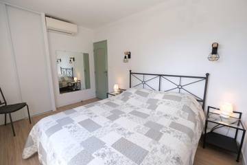 Villa pour 8 Personnes dans Saint-Saturnin-lès-Apt, Parc naturel régional du Luberon, Photo 2