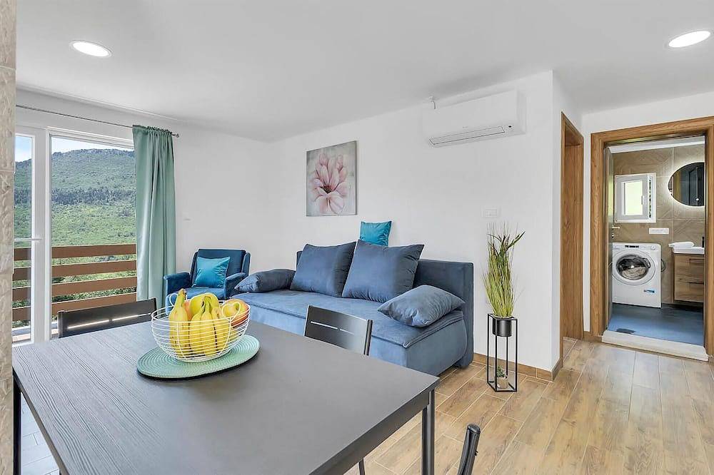Awesome home in Vrgorac in Makarska Riviera