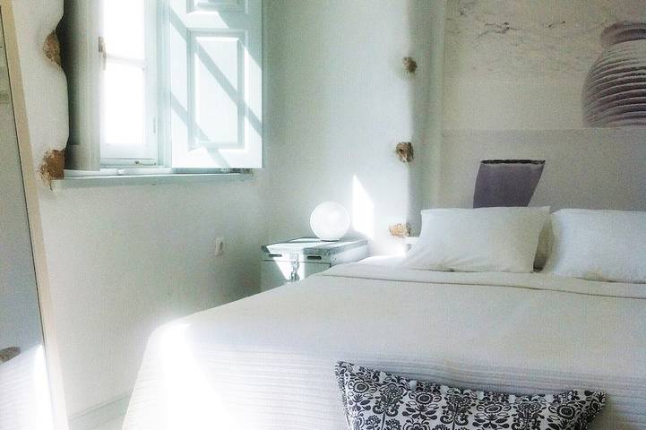 Patmos Beach Stone House, in Sapsila. Slow living on the beach. in Patmos