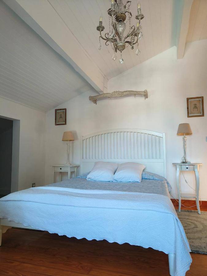 Ferienwohnung für 4 Personen, mit Garten und Ausblick in Hendaye