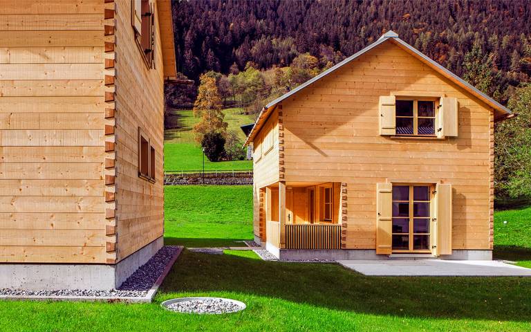 Chalet für 6 Personen, mit Terrasse und Garten sowie Ausblick in Brand