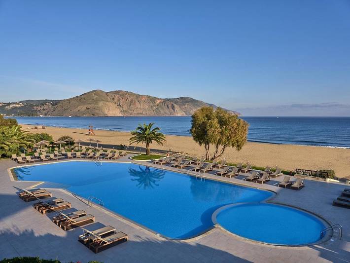 Station pour 2 personnes, avec sauna et piscine ainsi que jardin et vue dans Georgioupoli - 4