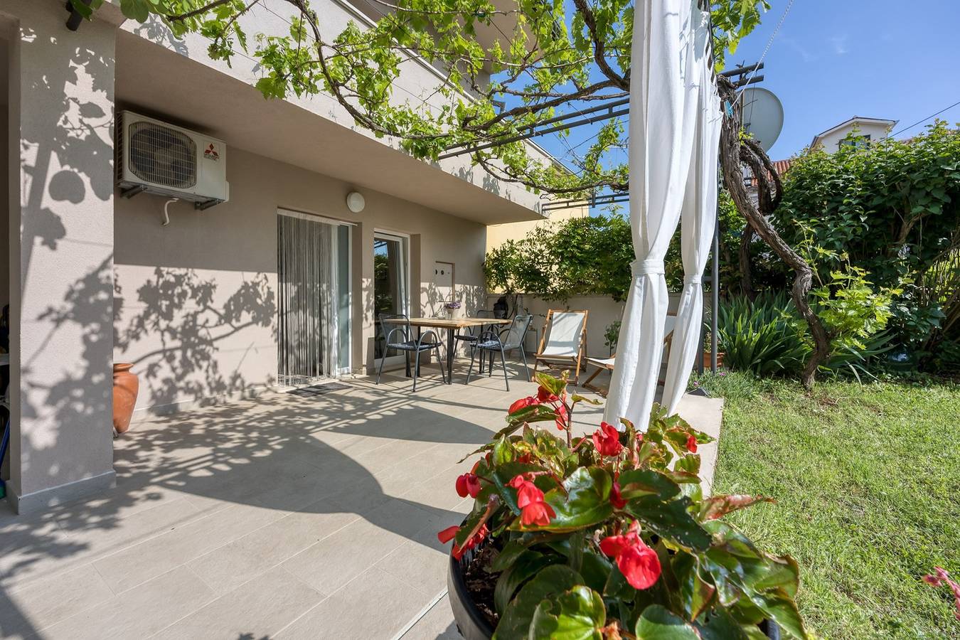 Ganze Wohnung, Apartment Pergola mit Terrasse in Poreč, Grad Poreč