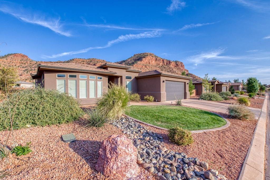 Casa De Paz ll-La Estancia-Kanab-Tor zu Nationalparks und dem Großen Kreis! in Kanab, Grand Staircase Escalante National Monument