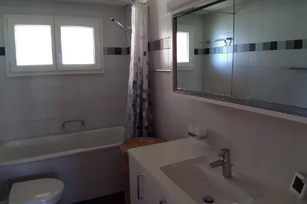 Chalet Rosenthaler in Aeschi bei Spiez, Thunersee