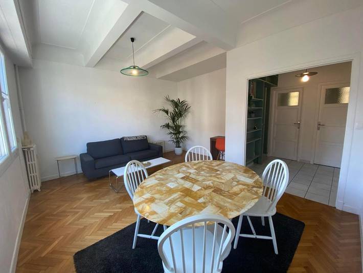 Gîte pour 2 personnes, avec balcon dans Gare de Nice ville