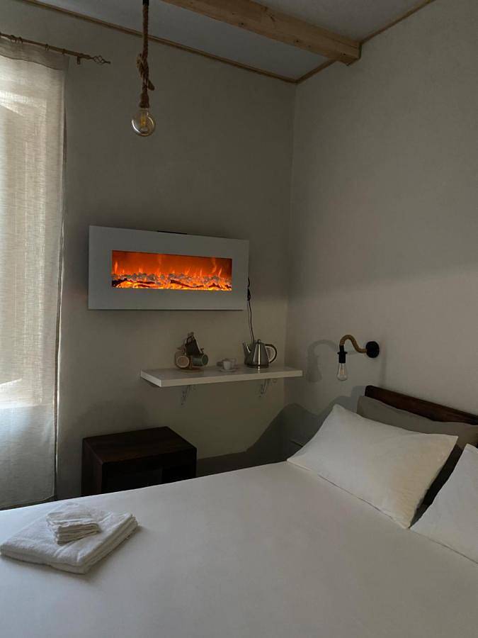 Large Double Room in Molfetta, Provincia di Bari