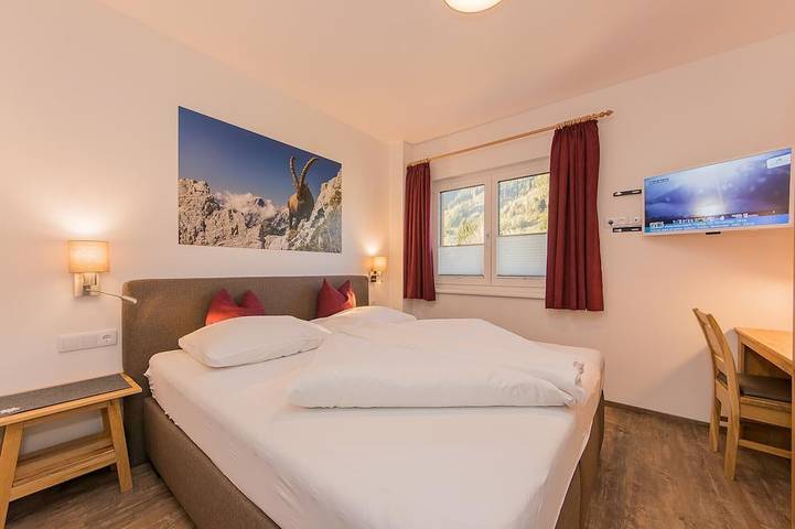 Chalet für 8 Personen, mit Garten und Balkon sowie Sauna, mit Haustier in Zell am See - 2