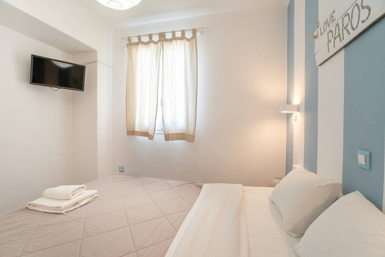 Monolocale intero, Monolocale "Livadia Seaside 1" vicino alla spiaggia con 2 terrazze condivise e Wi-Fi in Paroikia, Paros