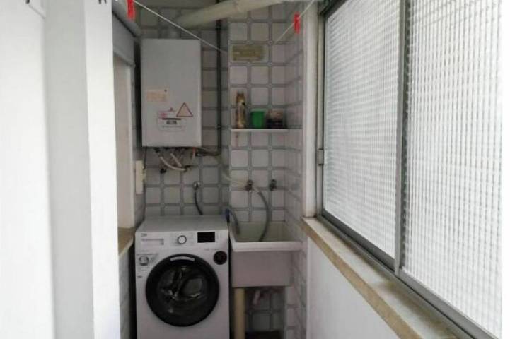 Ferienwohnung für 6 Personen, mit Balkon in Girona