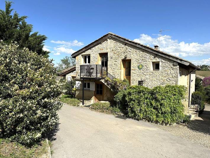 Gîte pour 4 personnes, avec jardin