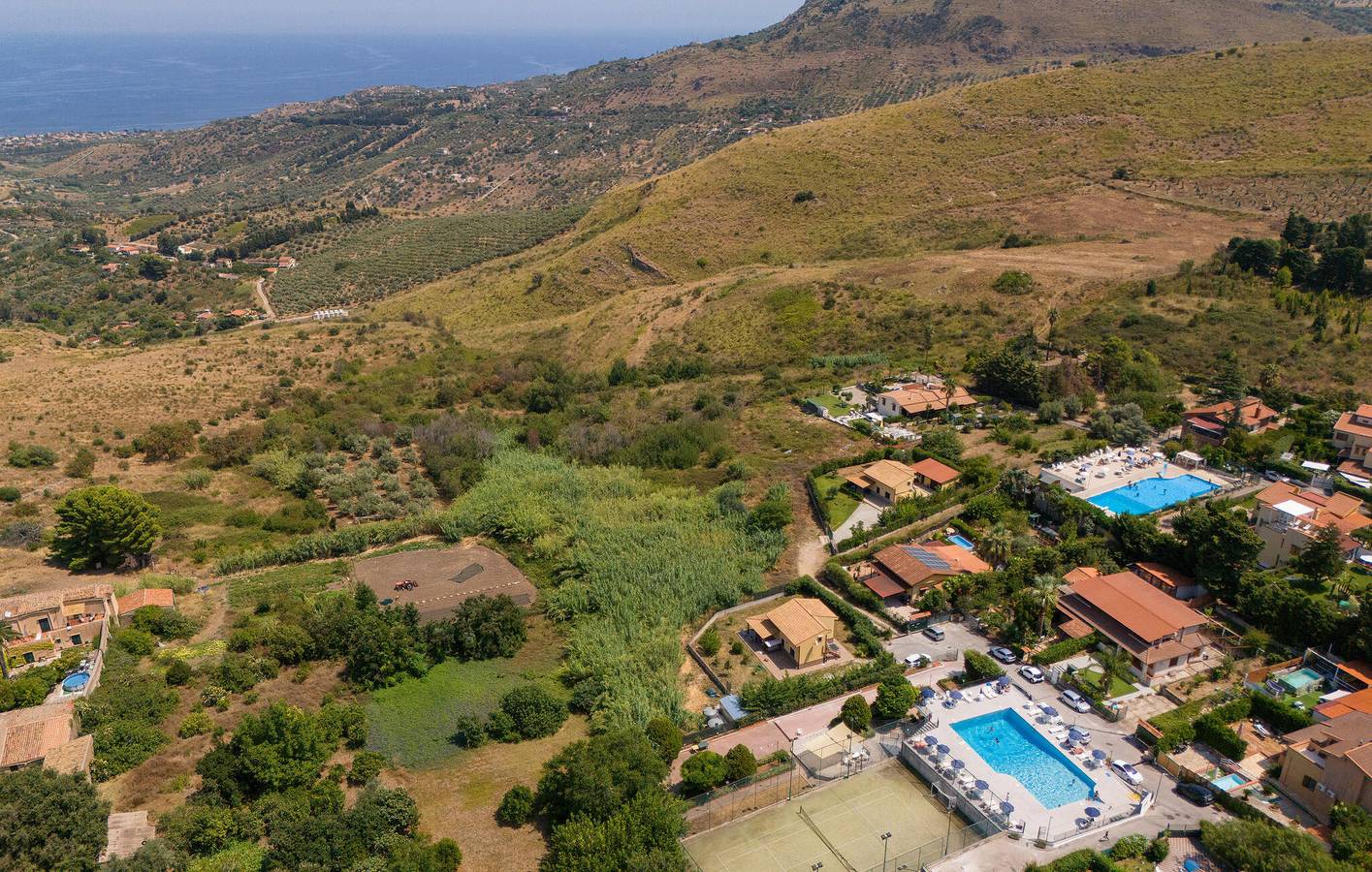 Sizily Getaway: Apartamento de 80m² com piscina, cozinha e terraço in Trabia, Palermo (província)