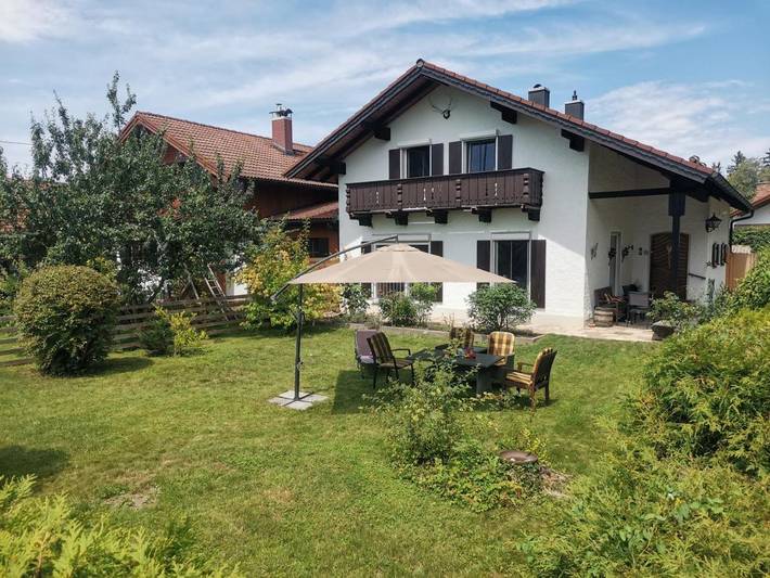 Ferienhaus für 9 Personen, mit Garten und Ausblick, mit Haustier im Pfaffenwinkel