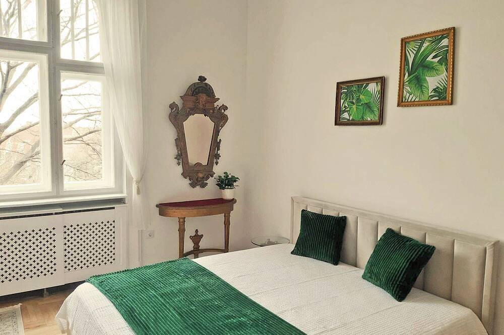 Ganze Wohnung, Charming 1-bedroom apartment with panorama in Budapest on Gellért Hill in Budapest, Mittelungarn