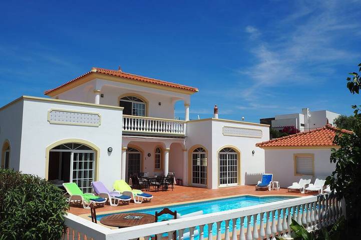 Villa para 8 pessoas, com terraço e jardim, com animais de estimação em Castro Marim