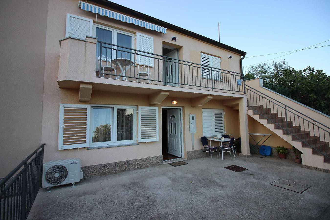 Entire holiday apartment, Holiday apartment in the beautiful pebble beach. in Povile, Primorje-Gorski Kotar