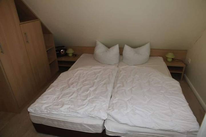 Ferienhaus für 5 Personen, mit Garten und Sauna sowie Terrasse in Eilsum - 2