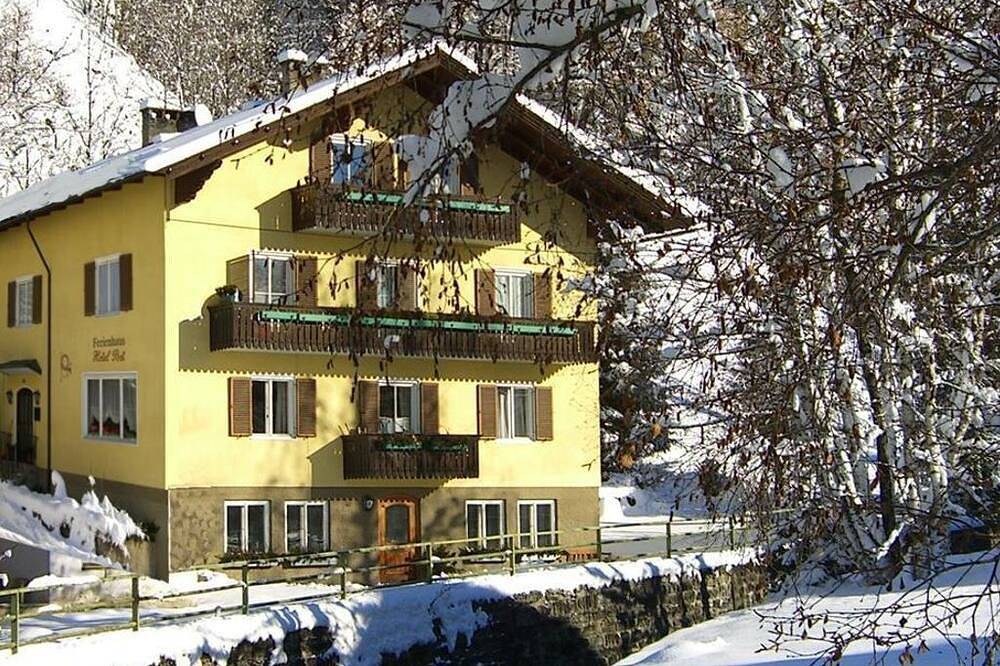 Ganze Wohnung, Ferienwohnung W 9 / 1 Schlafraum / Dusche/Wc - Ferienhaus Hotel Post in Großkirchheim, Bezirk Spittal an der Drau