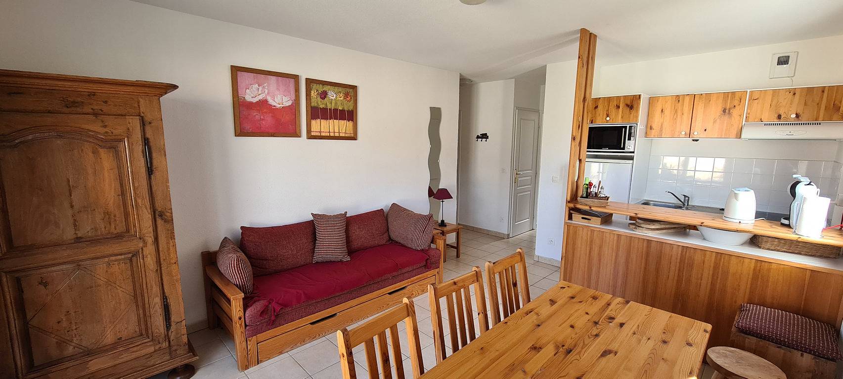 Appartement entier, Appartement T3 à Montbrun-les-Bains (Forfait curistes) in Montbrun-les-Bains, Région de nyons